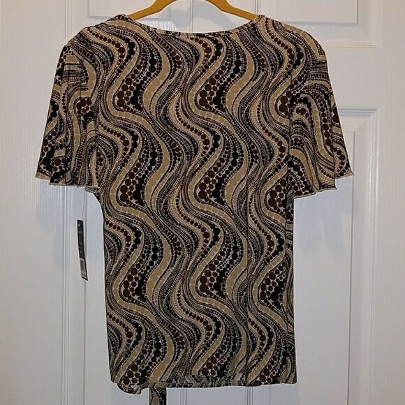 Essentials by Milano wrap look top Sz. L NWT - Picture 5 of 6